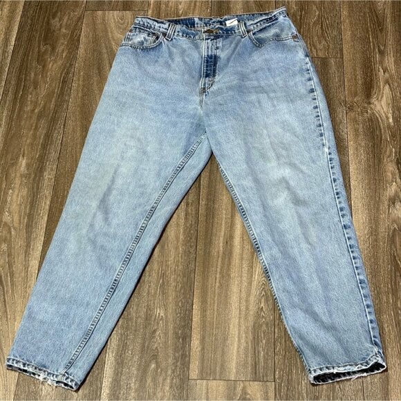 VINTAGE 90'S LEVI'S 551 WOMENS RELAXED FIT TAPERED LEG 14 SHORT COTTON USA Y2K - Picture 1 of 12